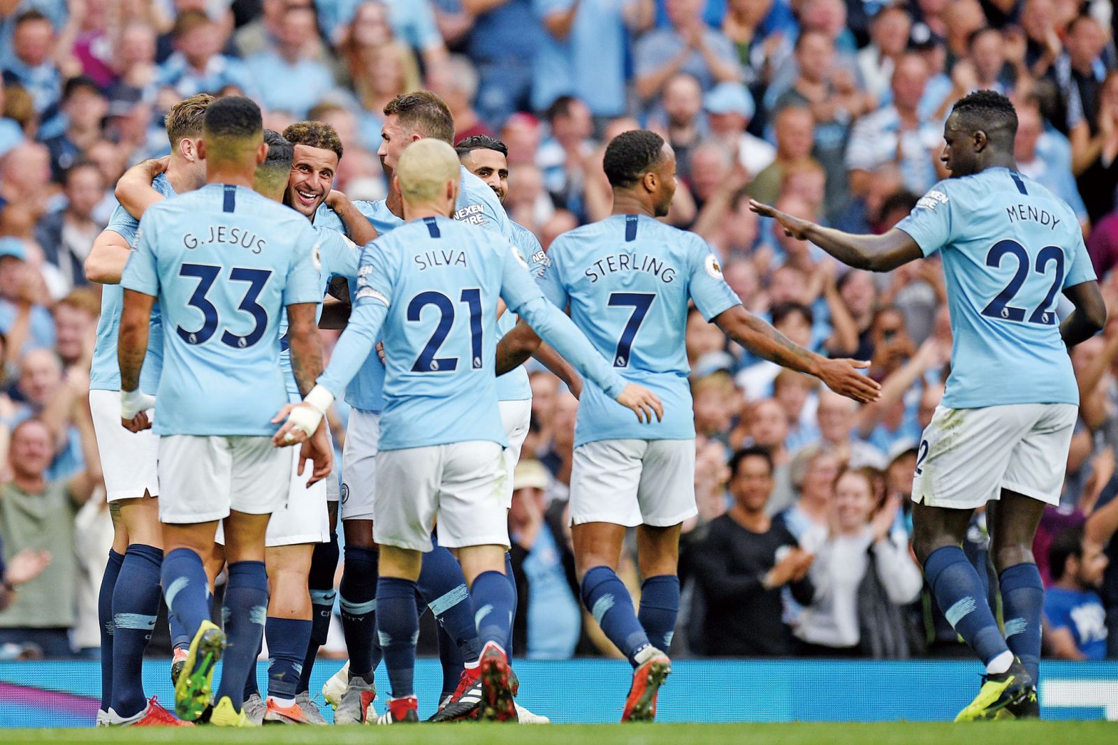 手并不少 手并不少