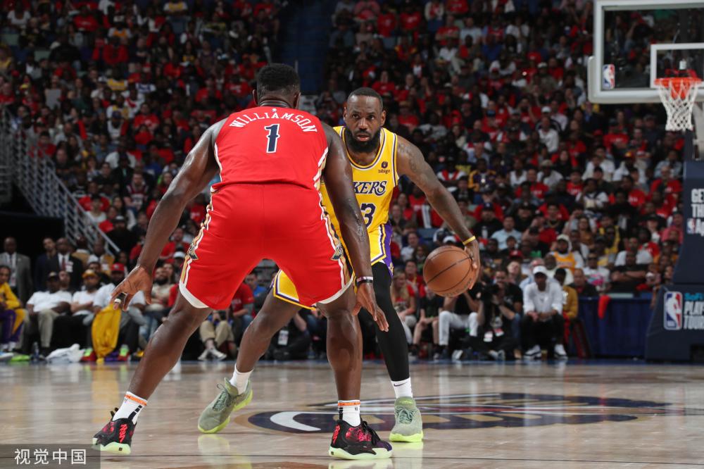 以其出色的 以其出色的